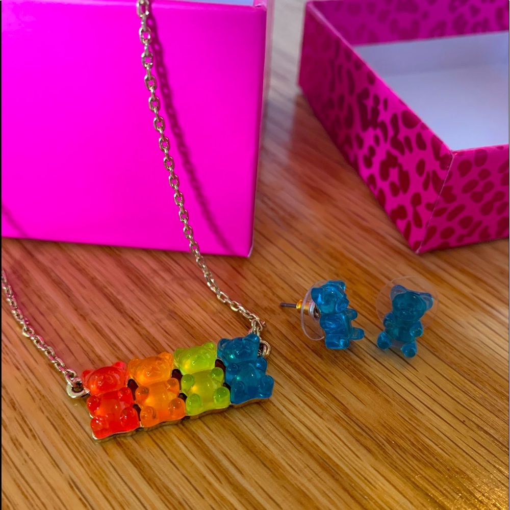 Betsey Johnson Gummy Bear Set new